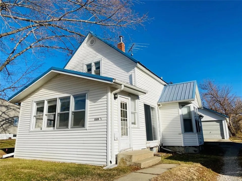 Property main image